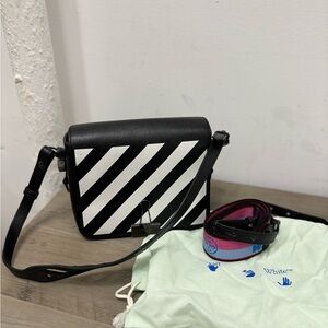 Small Off White Crossbody/Shoulder bag